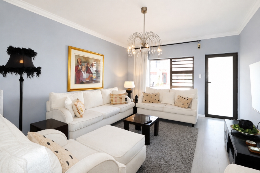 3 Bedroom Property for Sale in Waves Edge Western Cape
